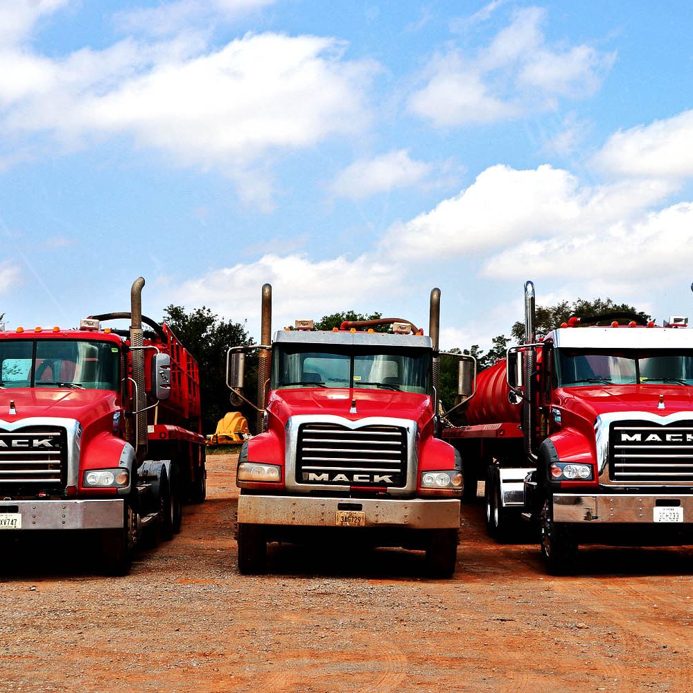 Mud Hauling & Transport Oil & Water Anadarko Dozer & Trucking